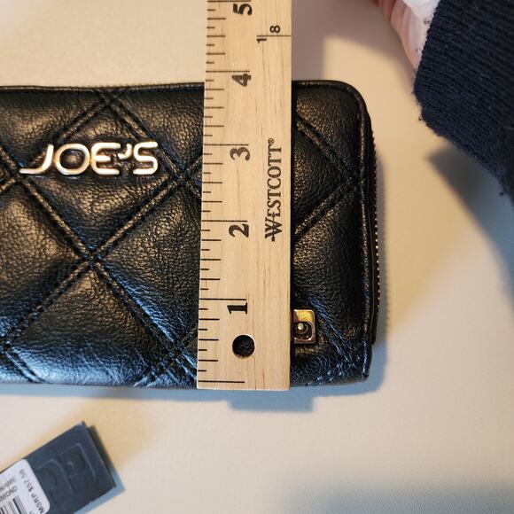 Joe's Jeans Black Diamond Quilted Wallet NWT - Picture 7 of 7